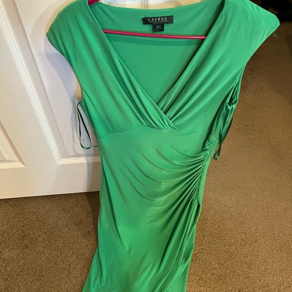 Dresses Pretty Green Size 8 Womens Dress Excellent Condition Wore